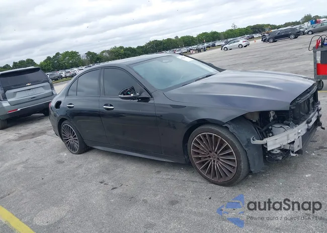 W1KAF4GB1PR086741: 44021070