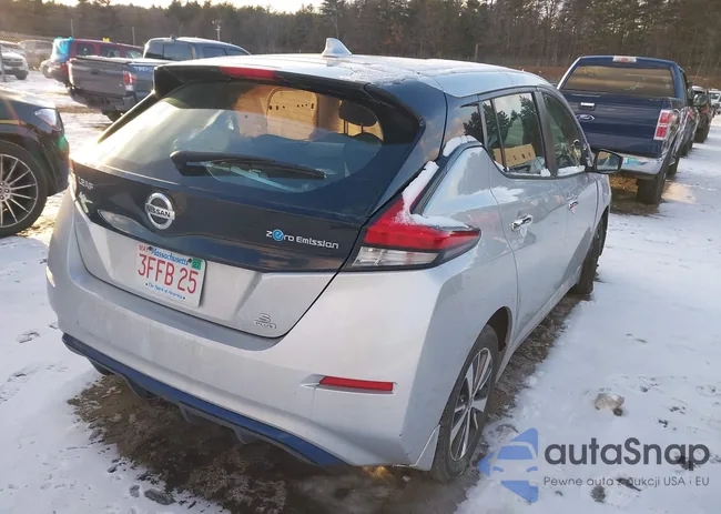 1N4BZ1CP9KC320115: 44021101