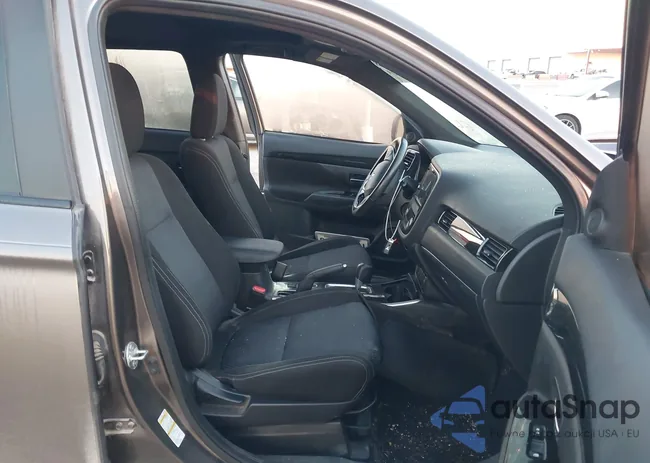 JA4AD3A36JZ036351: 44021128