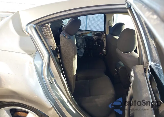 JM1BL1SG1A1348076: 44021216