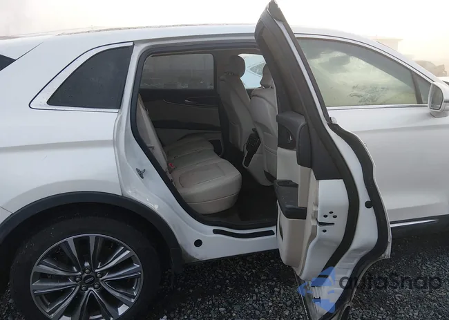 2LMTJ8LP7GBL46511: 44021231