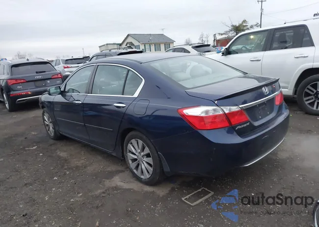 1HGCR2F75EA057073: 44020263