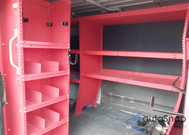 3C6TRVAG2KE532654: 44020372