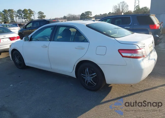 4T1BF3EK4AU536717: 44020439