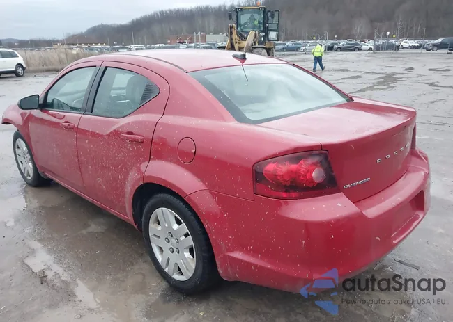 1C3CDZAB0DN752526: 44020457