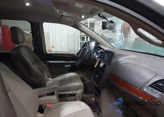 2C4RC1BG9CR190065: 44020461