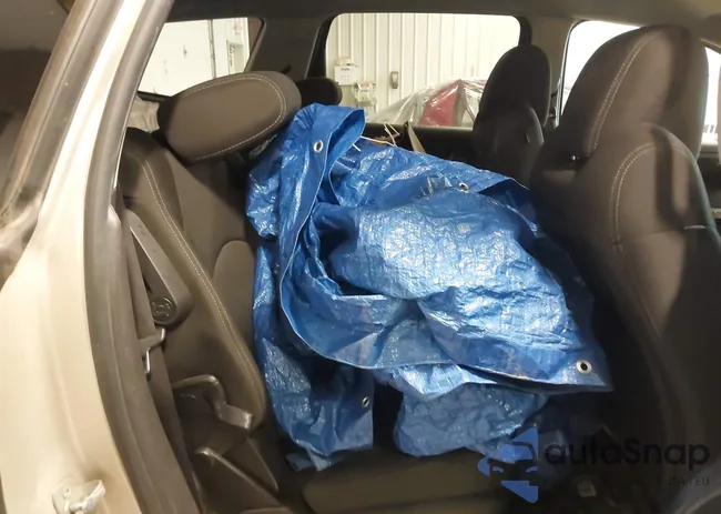 1GNKVGKD2GJ196151: 44020501