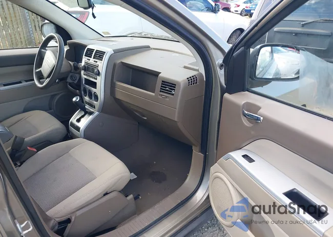 1J8FF47W98D700557: 44020573