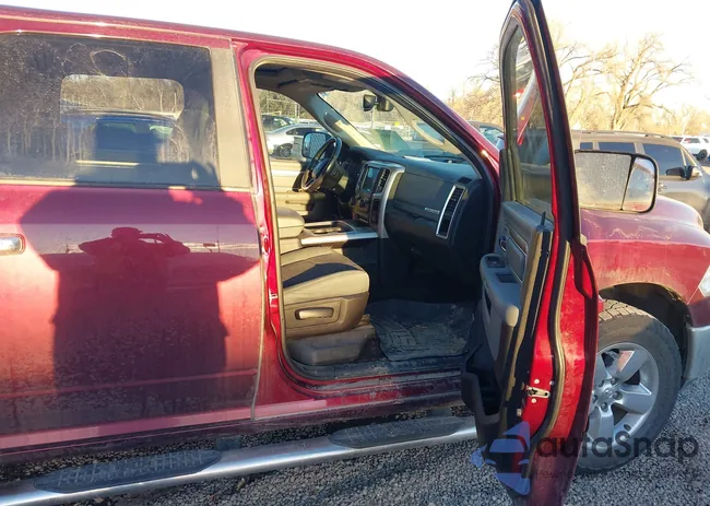 1C6RR7TT8HS603720: 44020599