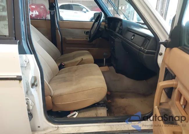 YV1AA8842M1437368: 44021652