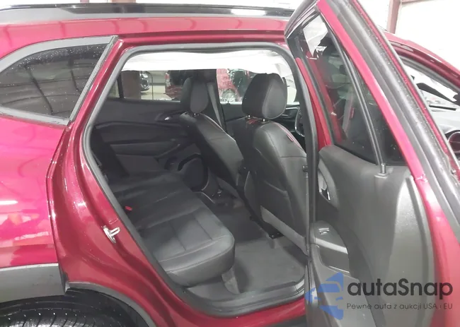 KL77LJE26RC037925: 44021658