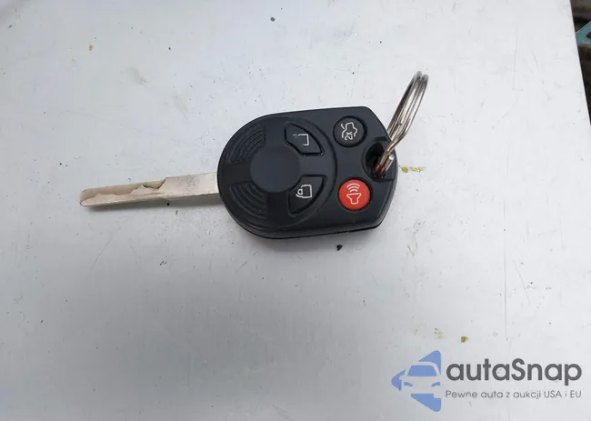 1FAHP3H21CL333743: 44021685