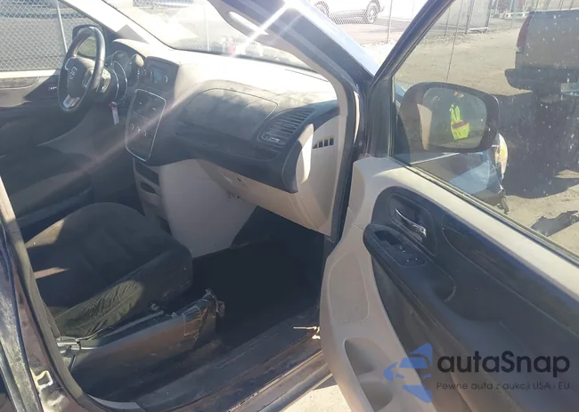 2C4RDGBG3FR688069: 44021767