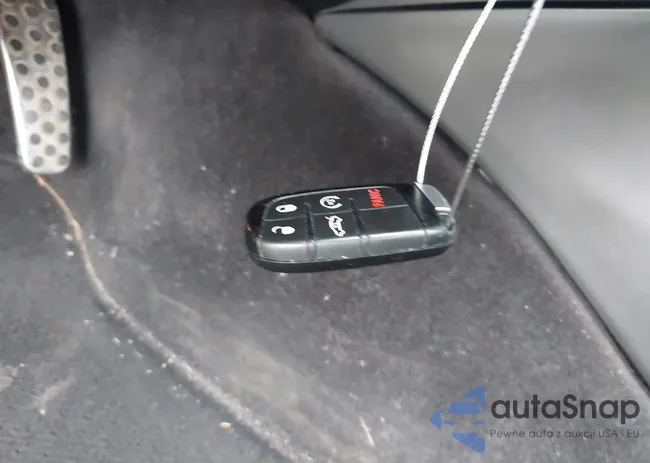 2C3CDXCT2KH522860: 44021862