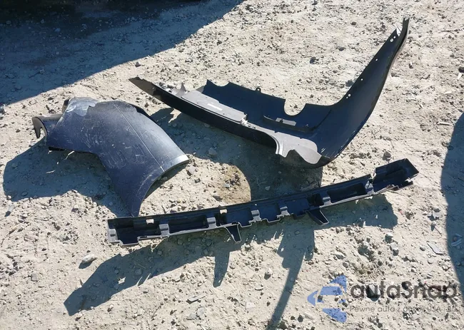 3LNHL2GC2BR753419: 44021868