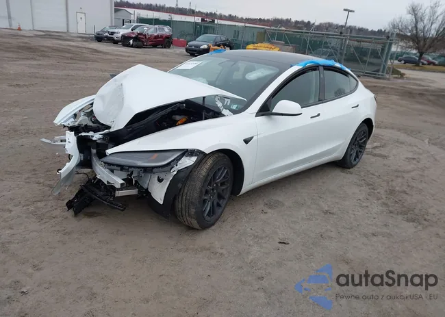 5YJ3E1EB5TF116802: 44021888