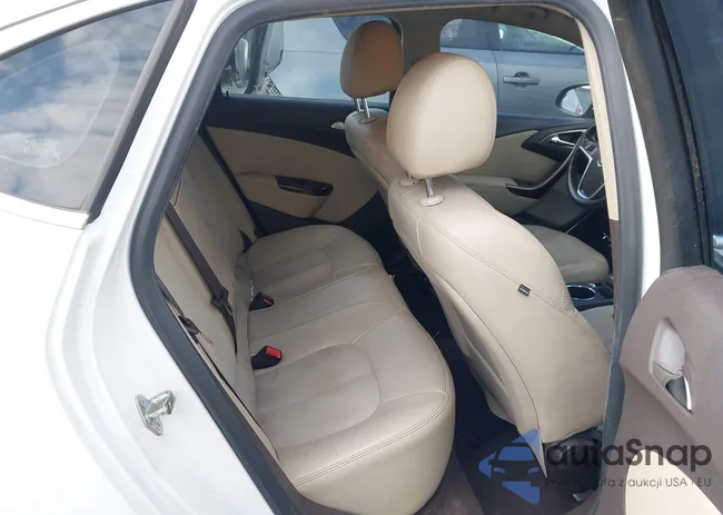 1G4PP5SK1D4110443: 44021922