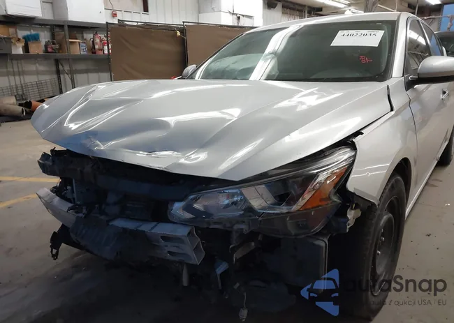 1N4BL4BW3LC250950: 44022035