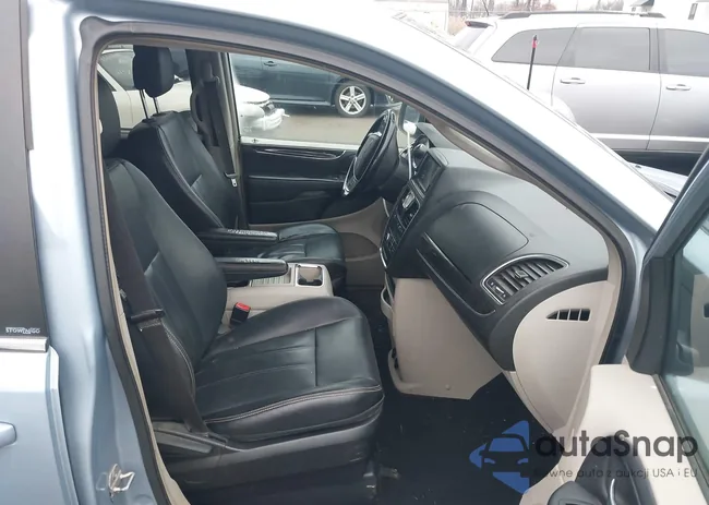 2C4RC1BG5DR808774: 44022062