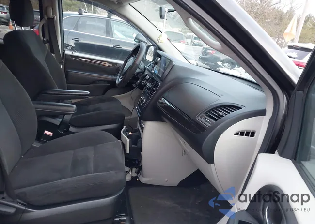 2C4RDGBG5GR100304: 44022150