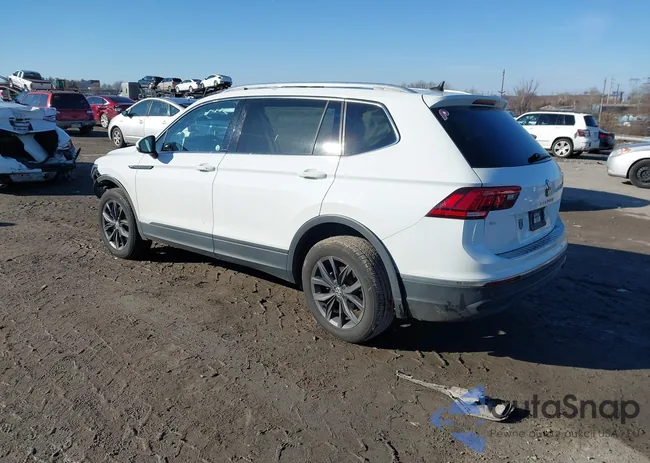 3VV2B7AX1NM116014: 44022158