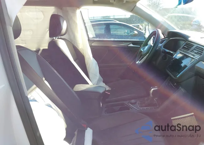 3VV2B7AX1NM116014: 44022158