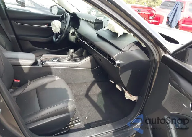 3MZBPADL3KM106759: 44022181