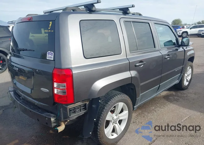 1C4NJRFB4HD175436: 44021360