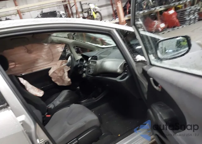 JHMGE8G3XDC082837: 44021361