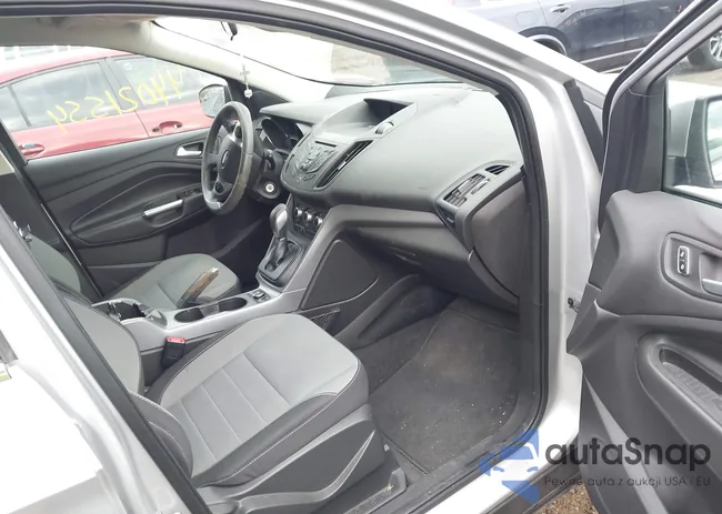 1FMCU0GX4EUD54121: 44021554