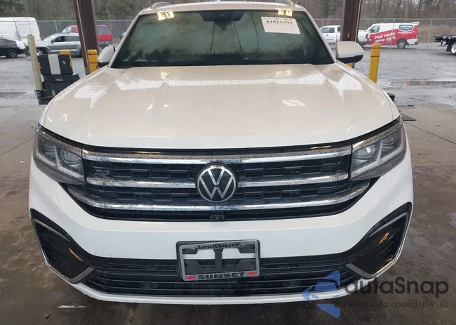 1V2FE2CAXNC215126: 44021592