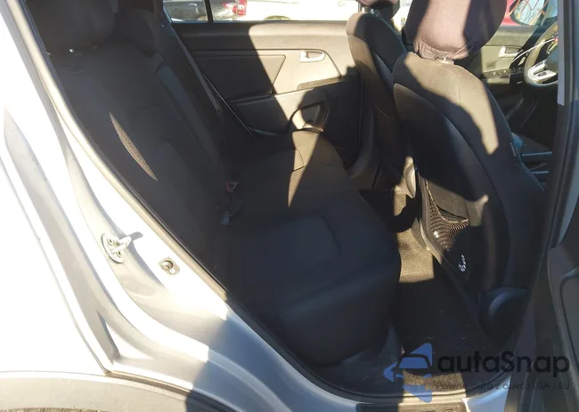 KNDPBCA23C7212560: 44022806