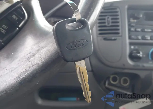 1FTRX17L12NB81415: 44022971