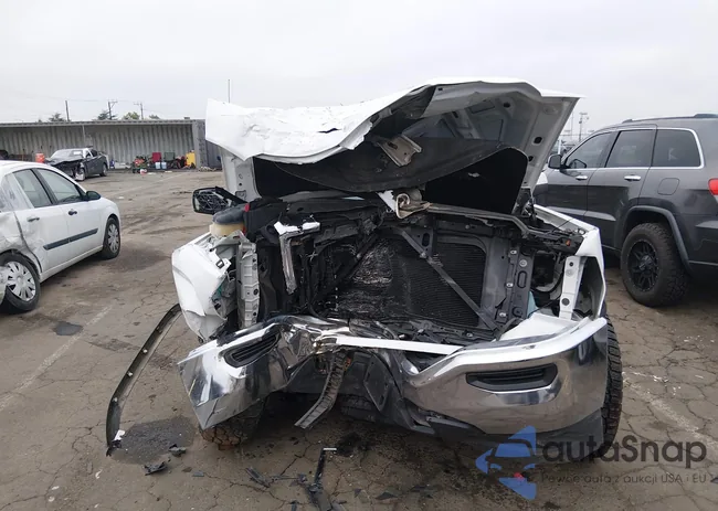 3GTU2MEC2JG343881: 44022977