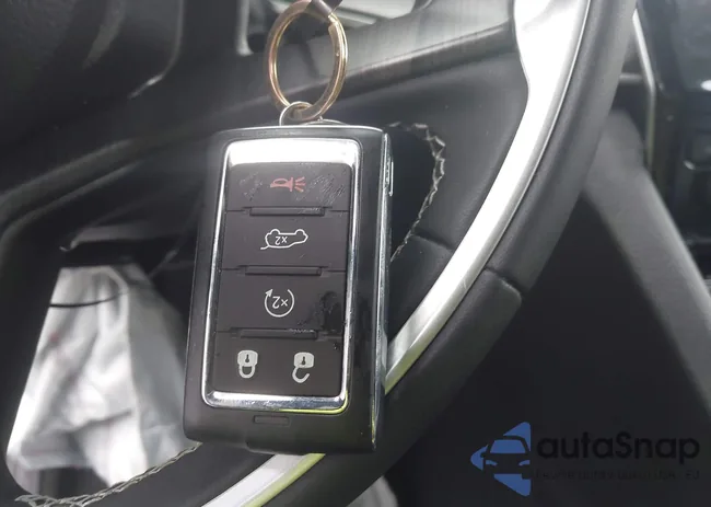 1C4RJKBGXR8510011: 44023072