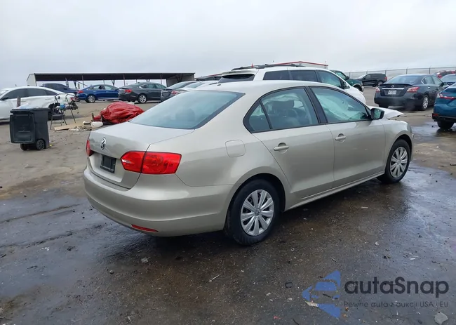 3VW2K7AJ9DM280522: 44023207