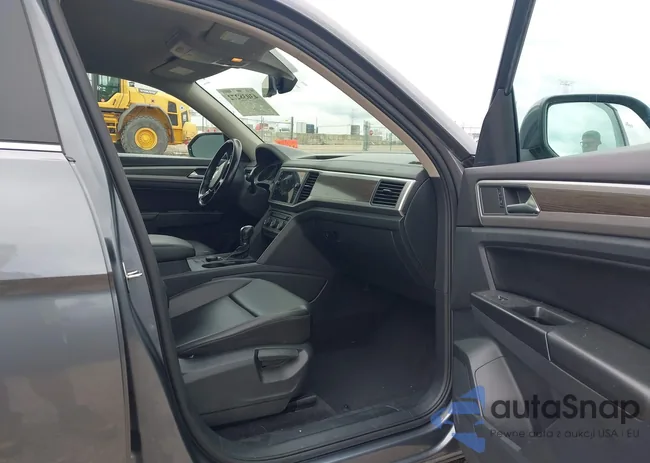 1V2LR2CAXJC579919: 44022278