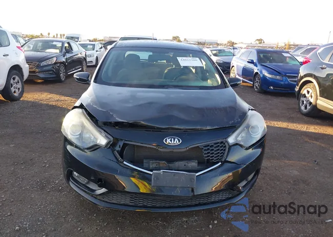 KNAFX5A82F5269990: 44022280