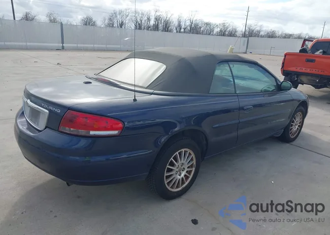 1C3EL55RX6N215869: 44022321