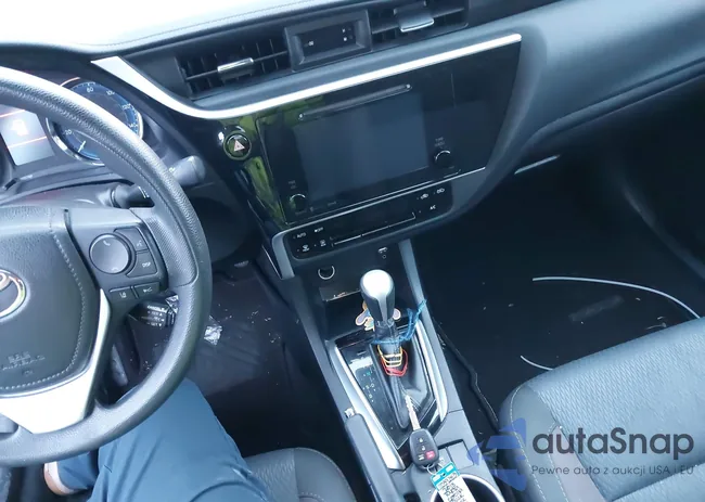 2T1BURHE9JC017677: 44022361