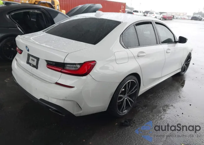 WBA5U7C0XLFH08501: 44022363