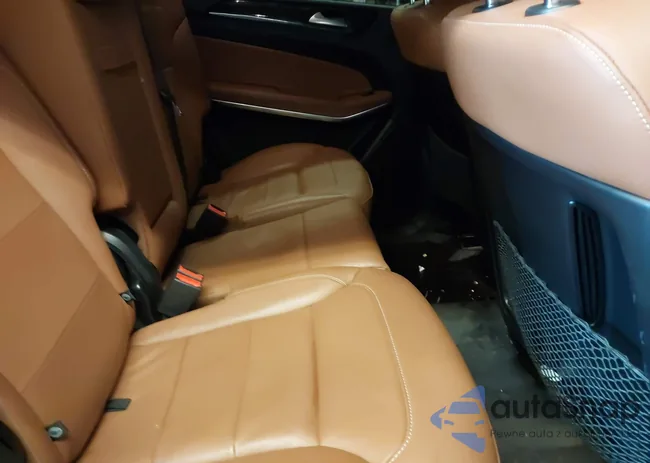 4JGDF7DE3JB002972: 44022582