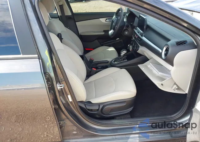 3KPF24AD2NE468047: 44022590