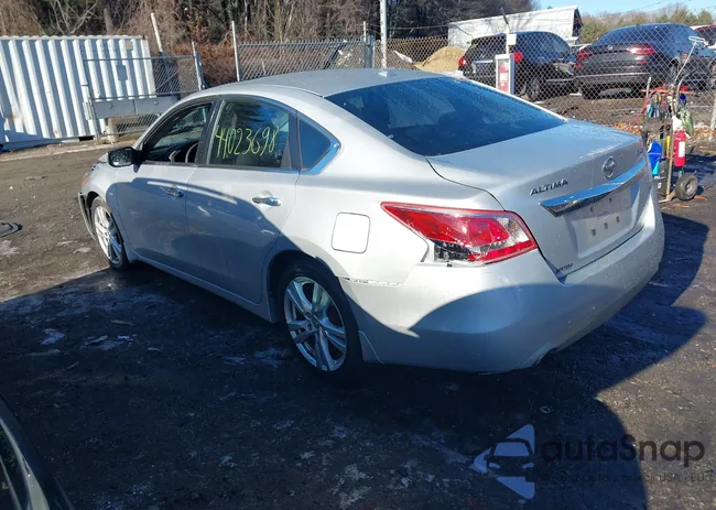 1N4BL3AP4DN401711: 44023698