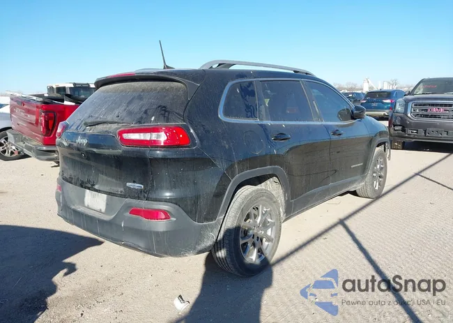 1C4PJLLB5JD621769: 44023834