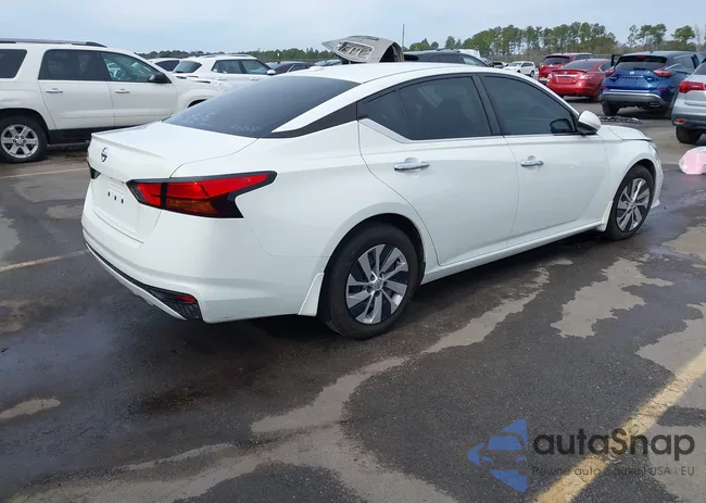 1N4BL4BV6KC216359: 44023847