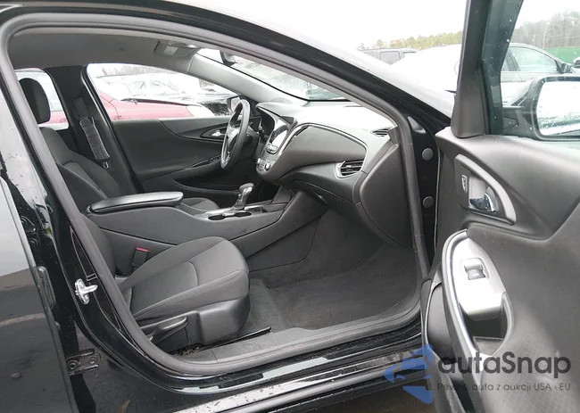 1G1ZD5ST4MF004371: 44023900