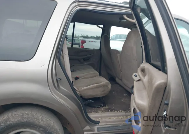 1FMRU15W61LA36530: 44023930