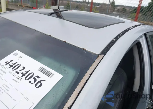 5NPEC4AC8BH001545: 44024056