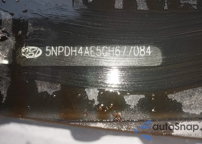 5NPDH4AE5GH677084: 44024067